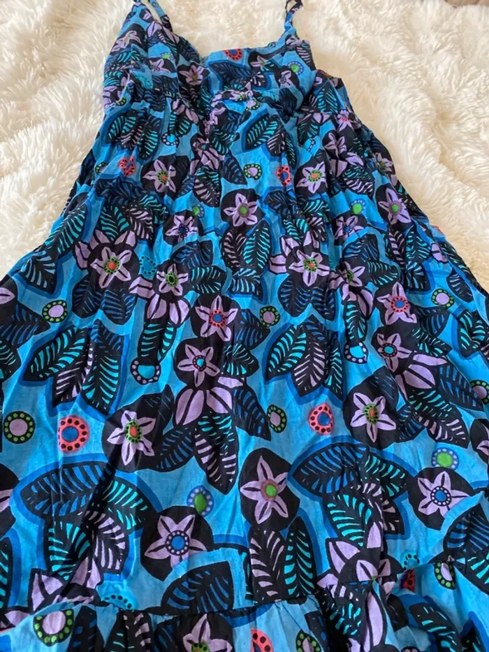 Jolie robe fleurie colorée taille L/XL - photo numéro 2