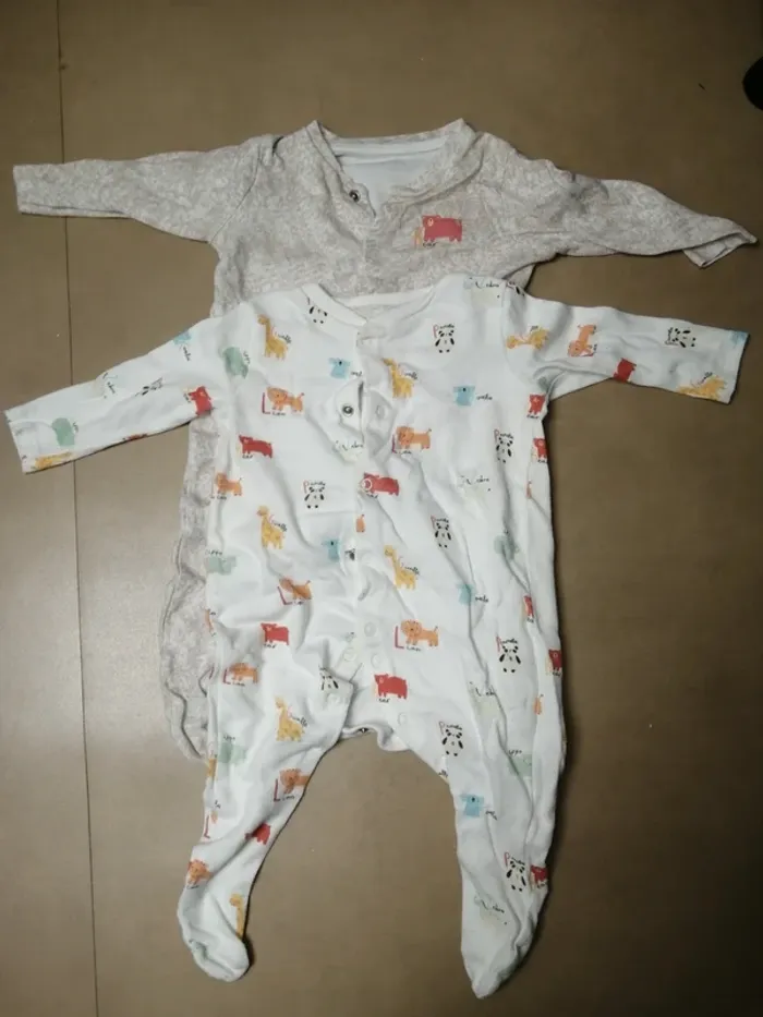 Pyjama bb garçon 9 mois lot de 2