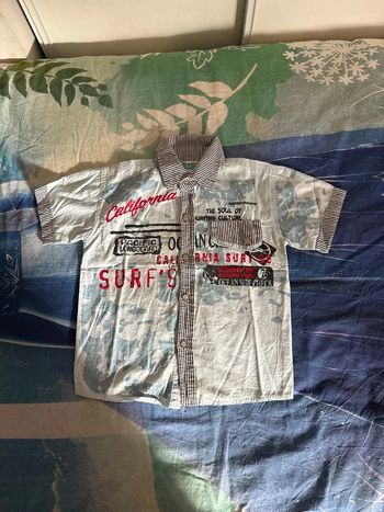 Chemise taille 8 ans