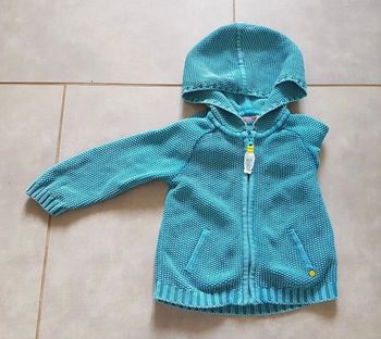 Gilet zippé à capuche 12 mois