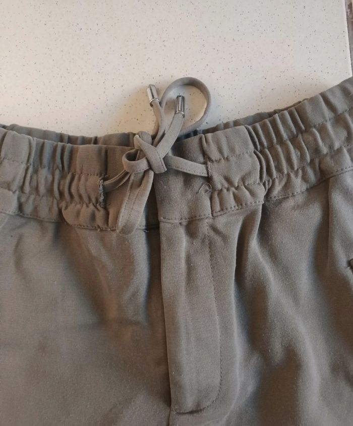 Short Amisu taille 34 - photo numéro 3