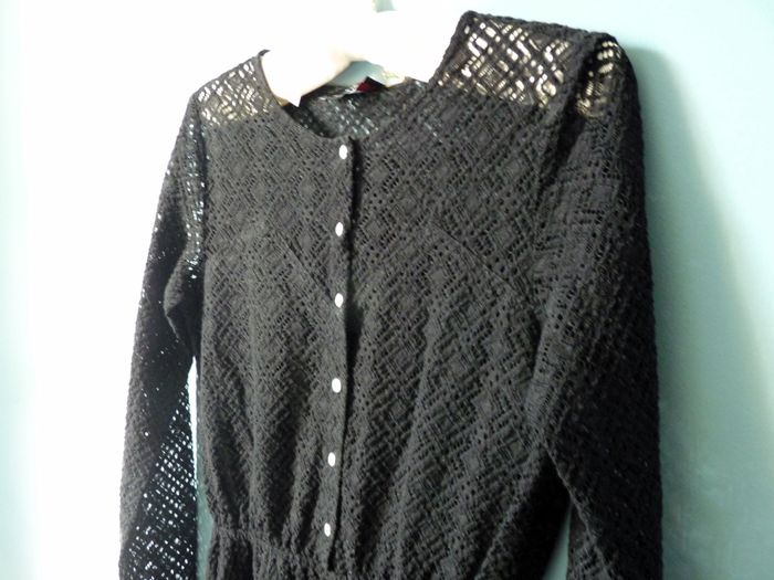 Robe Femme 34 XS le temps des cerises LTC noire neuve avec étiquette - photo numéro 3