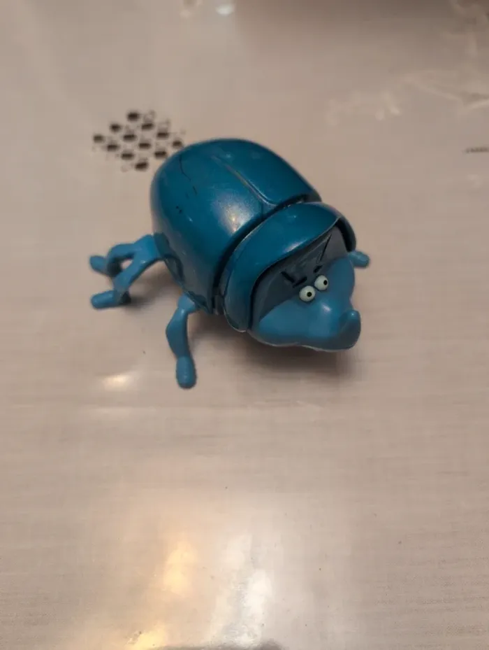 Figurine bugs life Disney