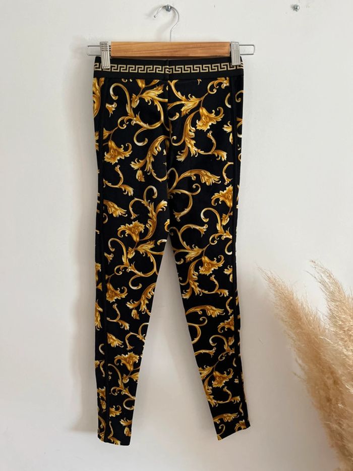 Legging noir et jaune Versace - photo numéro 7