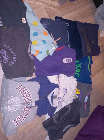 Lot t shirt sweat gilet caleçon 3/4 ans zara monoprix