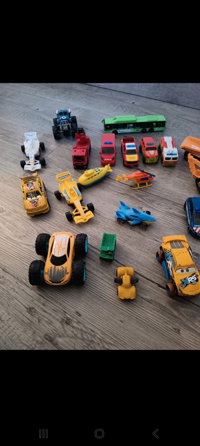 Lot petits véhicules - photo numéro 5