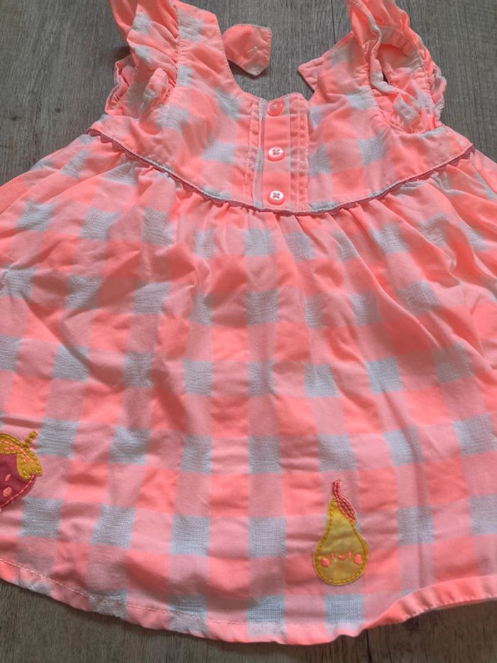 Robe 6 mois - photo numéro 2