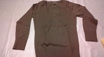 Pull  col  V  TS  marron kaki  neuf