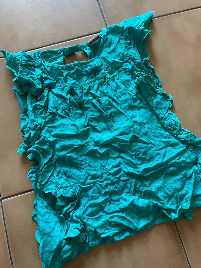 T shirt / blouse fille 10 ans - photo numéro 2