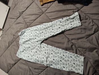 Pantalon neuf 36 mois