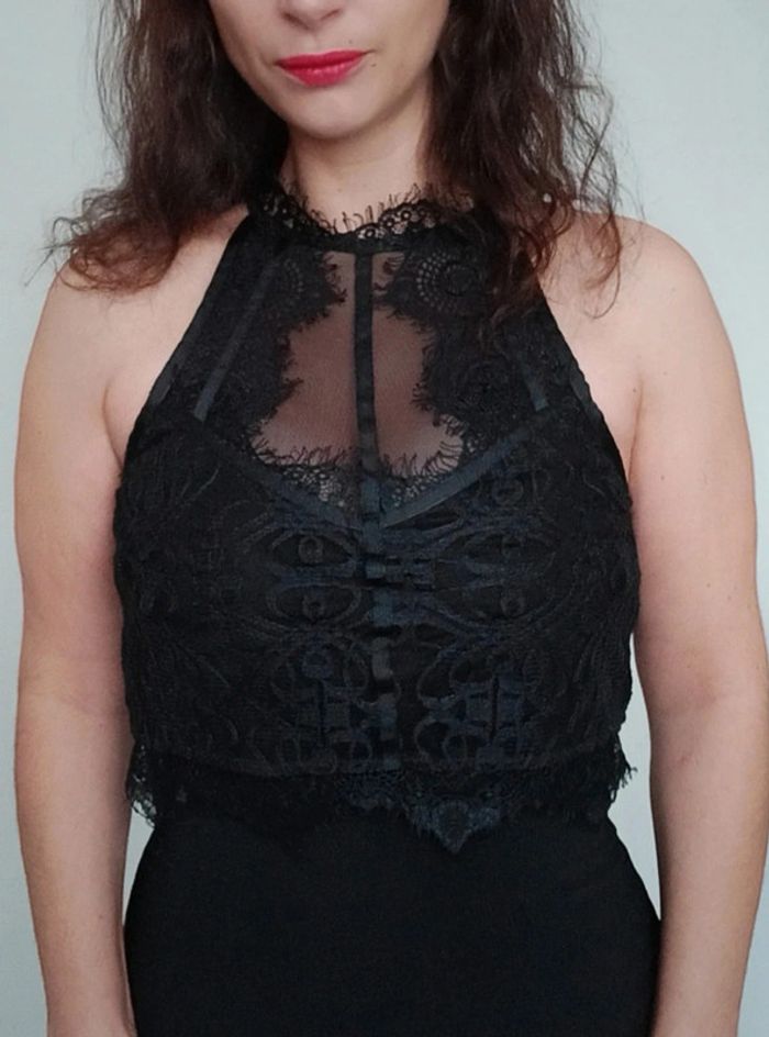 Robe de soirée dentelle et voile taille M/L - photo numéro 4