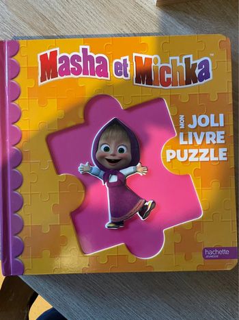 Livre puzzle masha et michka
