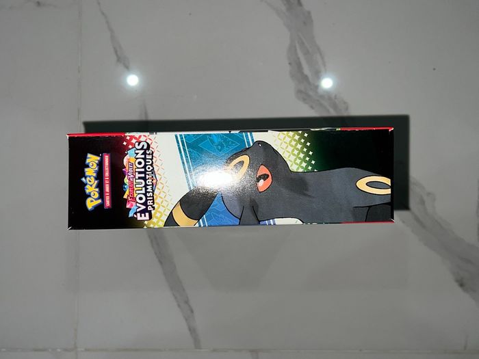 Coffret Pokémon collection premium avec figurine 8.5 évolutions prismatiques - photo numéro 3