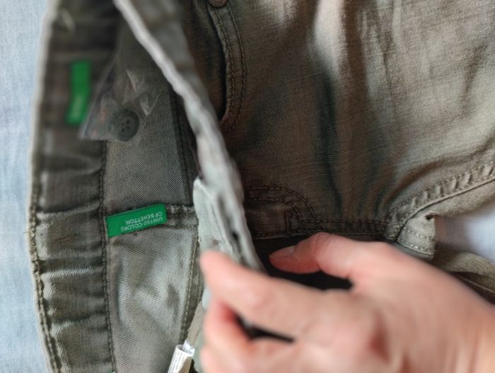 Pantalon united color of Benetton taille 2 ans - photo numéro 3