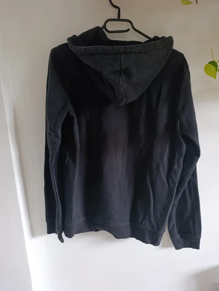 Gilet à capuche #2 - photo numéro 3