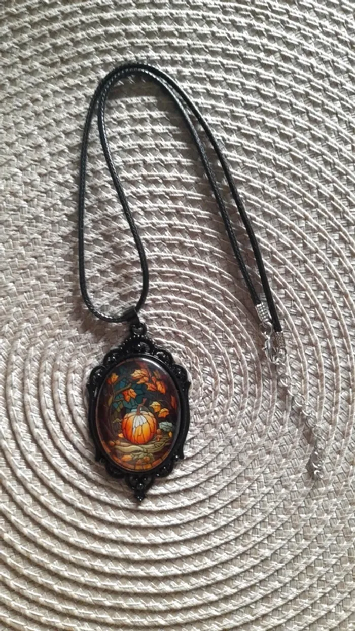 🍂 Collier citrouille d’automne Halloween