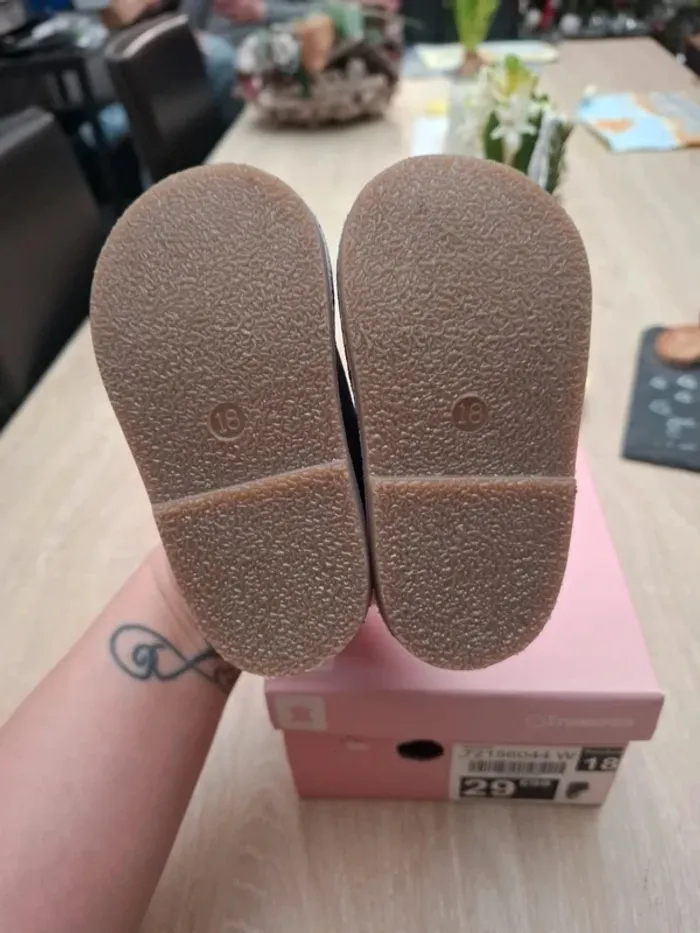 Chaussure bébé - photo numéro 3