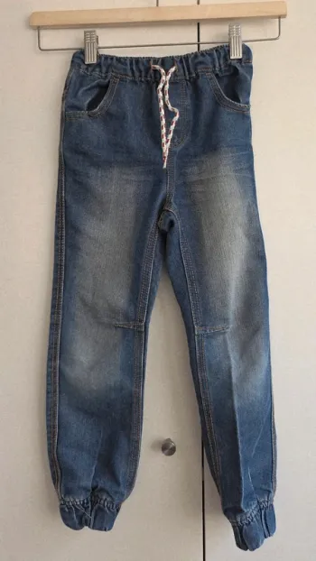 Jean taille 6 ans