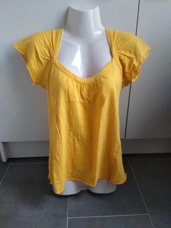 T-shirt jaune T:2 "neuf"