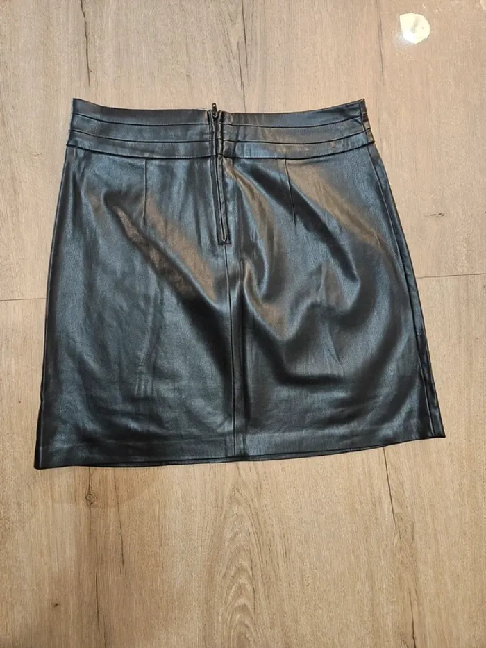 Jupe simili cuir 40 - photo numéro 2