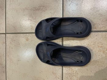 Sandale plastique Arena Taille 31