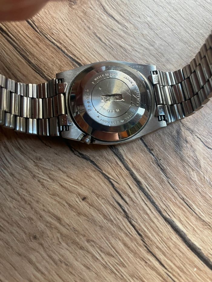 Montre LCD - Seiko - 1976 - 1977 - 0439-5007 - Vintage - photo numéro 6