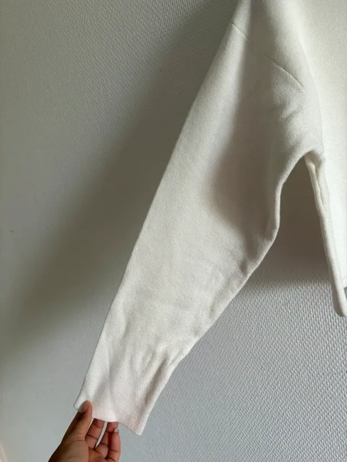 Pull court blanc cassé Bershka - taille XS - photo numéro 5