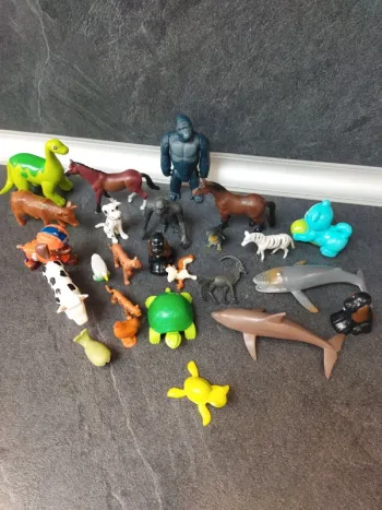 Lot animaux figurines diverses