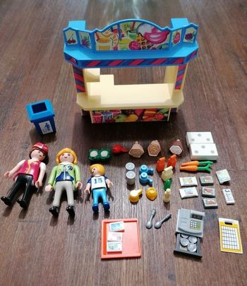 La marchande de PLAYMOBIL