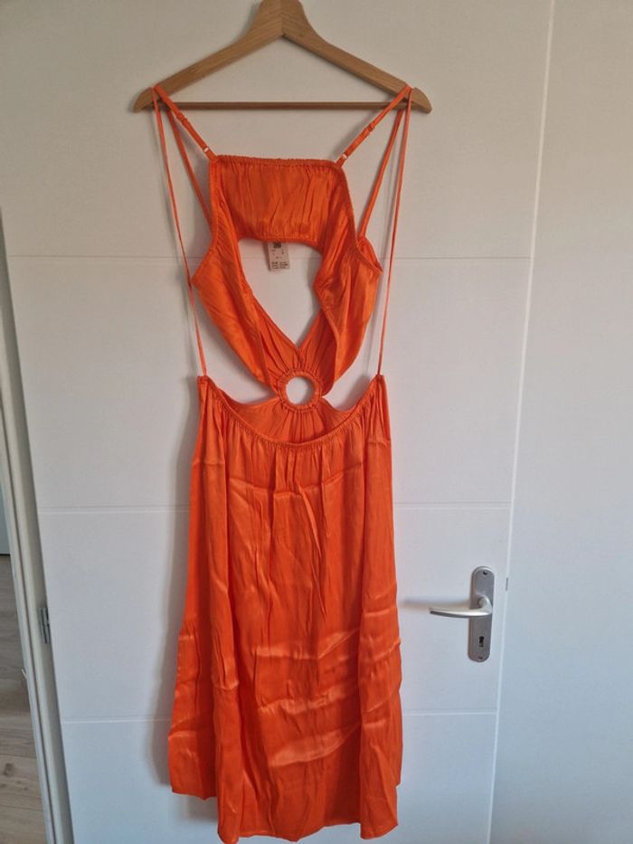 Robe midi orange vif de la marque etam, taille L, neuve avec étiquette - photo numéro 4
