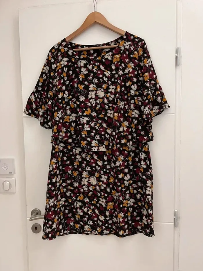 Superbe Robe fluide fleurie XL 🌸 42 44