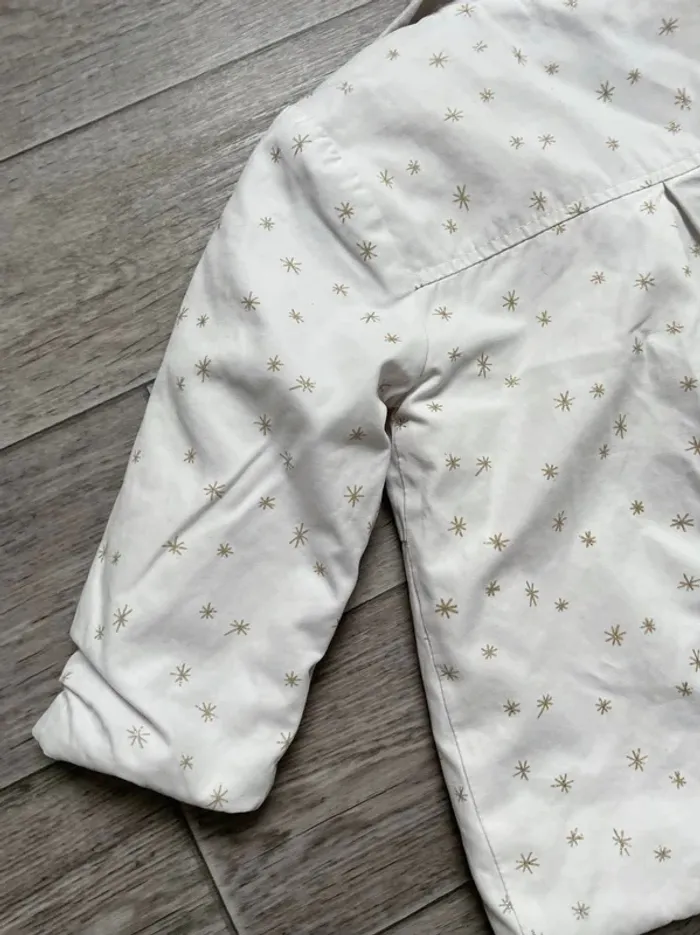 Manteau blanc Etoiles dorées  Kiabi 24 mois  Fille 24 mois #ingridblogmode2ans - photo numéro 6