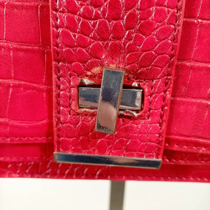 Mini sac bandoulière rouge effet croco – look tendance et structuré S022 - photo numéro 7