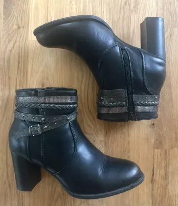 Bottines à talon noires