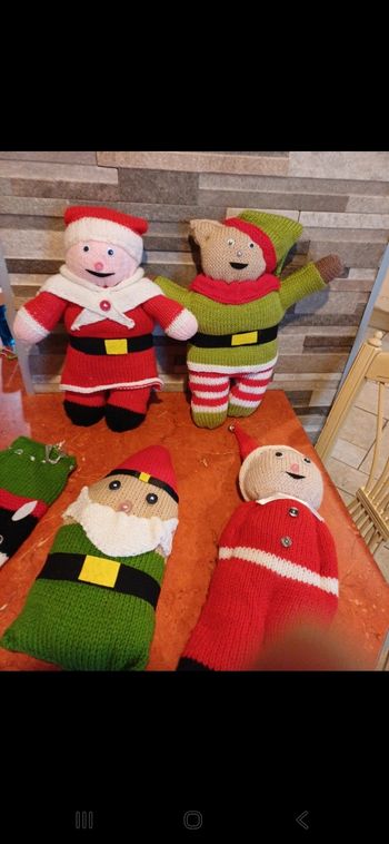 Lot de 4 poupées de chiffon