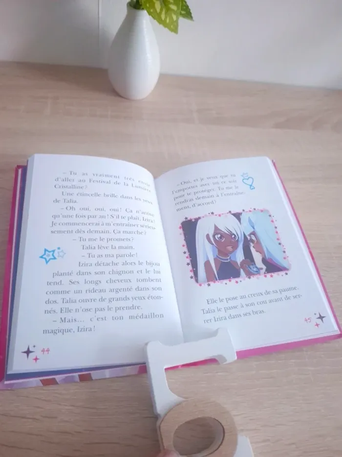 Livre Lolirock / Tome 3 : Le médaillon d'Izira - photo numéro 4