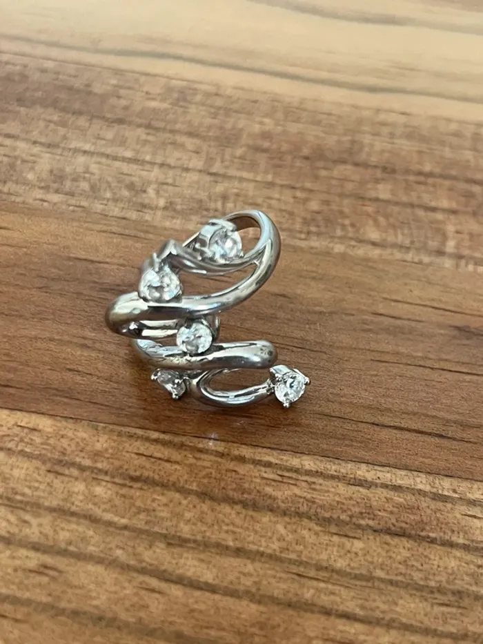 Bague en argent et oxydes de zirconium - photo numéro 4