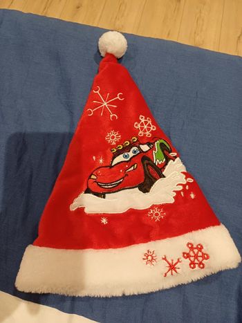 Bonnet de noel cars Disney Pixar