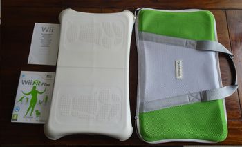 Wii fit plus jeu + balance board
