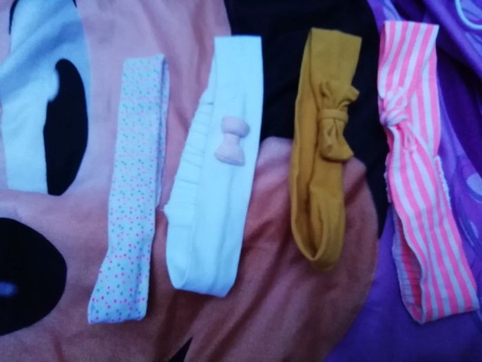 Lot de 4 bandeaux fille