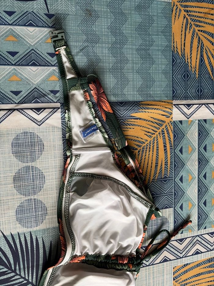 haut de maillot - photo numéro 4