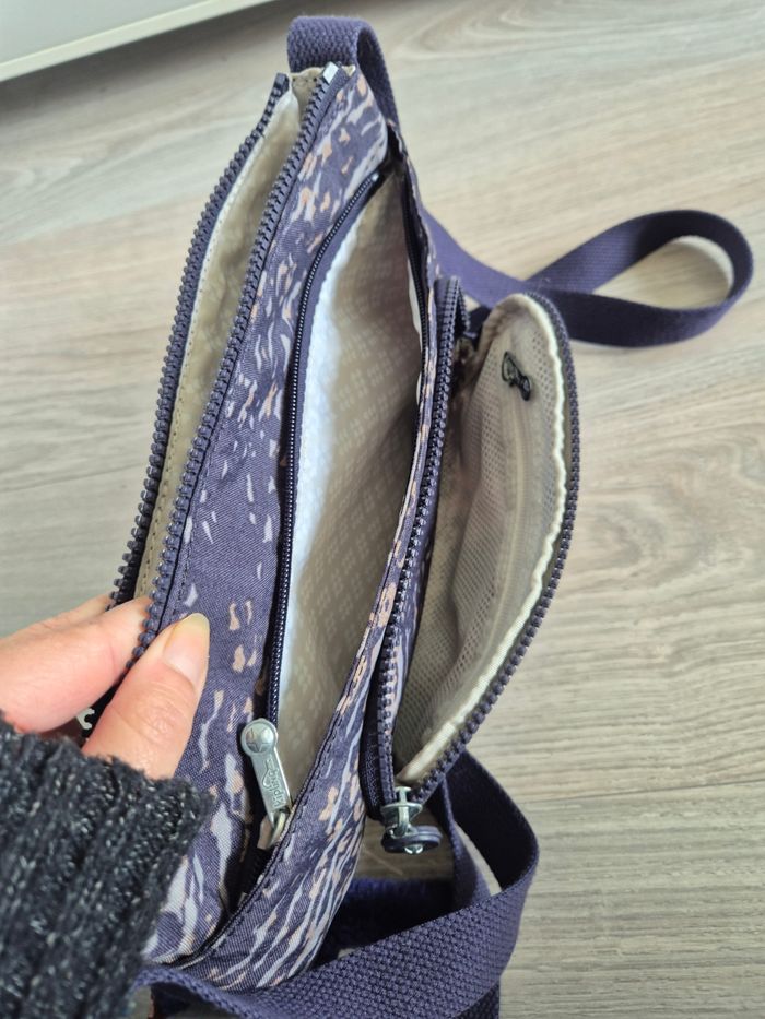 Sac a main Kipling violet - photo numéro 10