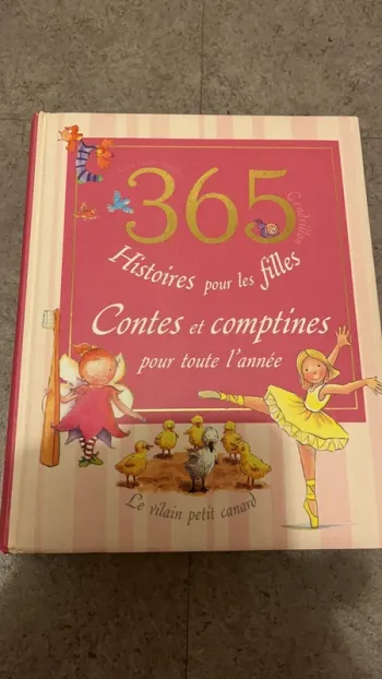 365 histoires pour les filles