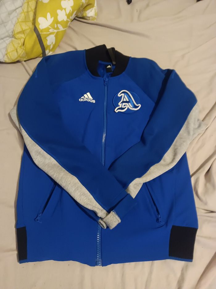 Veste Adidas logo scratch.T.s