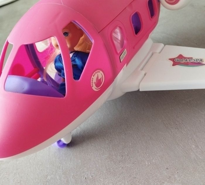 Avion + poupée - photo numéro 4