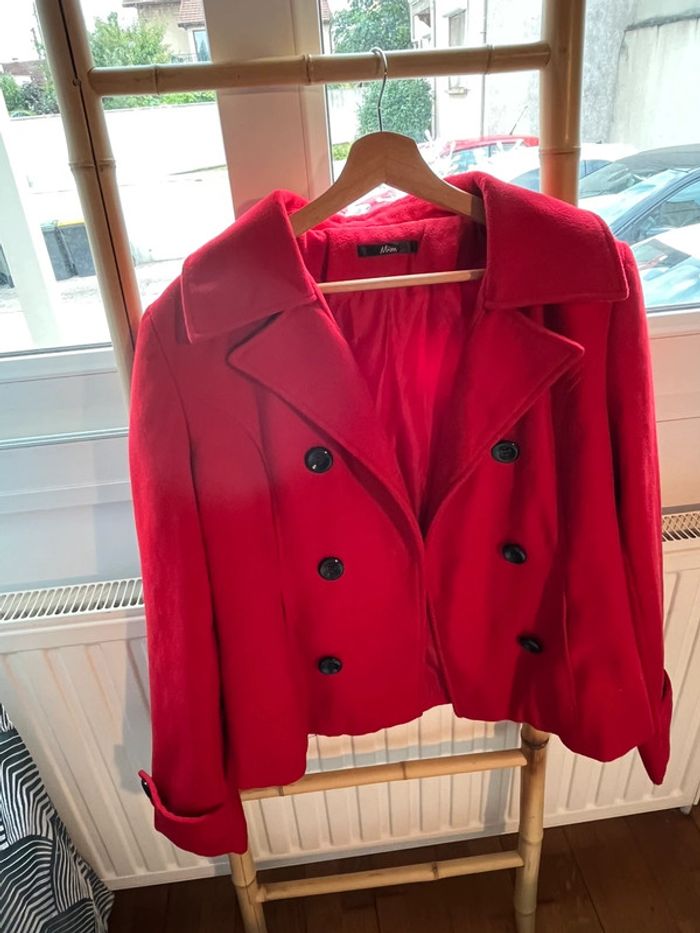 Manteau rouge - photo numéro 2