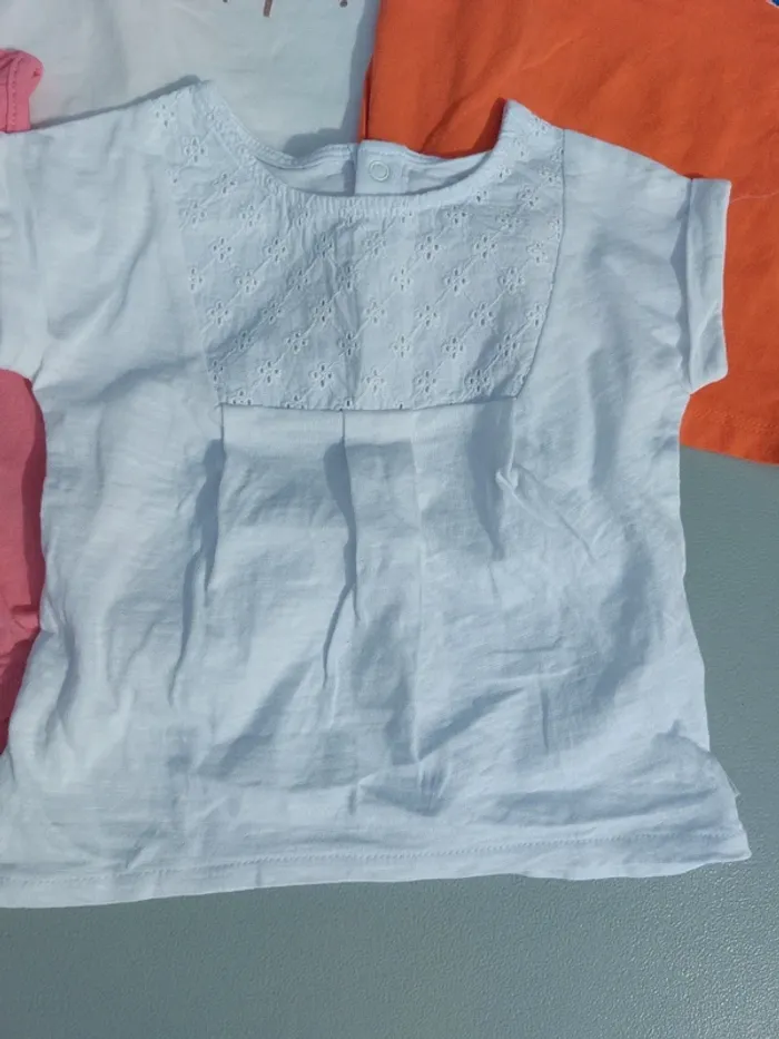 Lot 9 mois 6 t-shirts fille - photo numéro 7