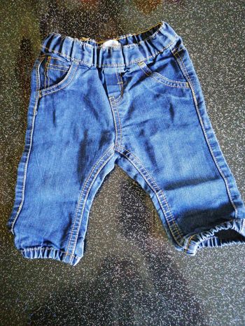Jeans bébé
