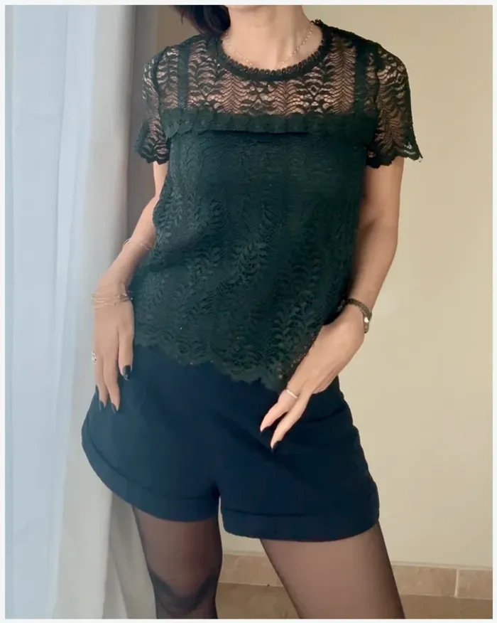 Top Kookaï en dentelle vert taille 36 très bon état - photo numéro 4