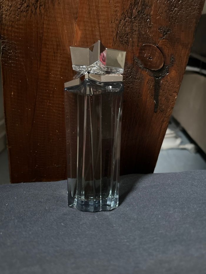 Angel Mugler - photo numéro 2